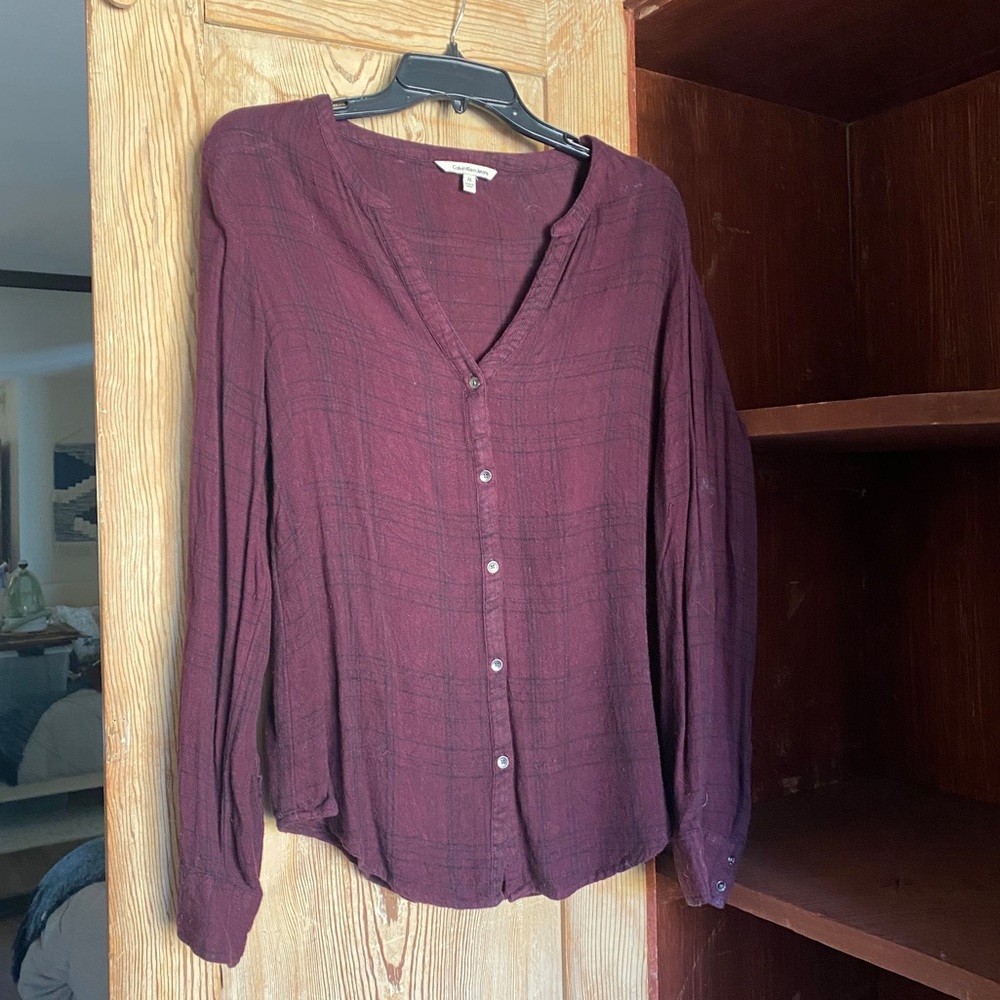 Calvin Klein burgundy flannel button down top